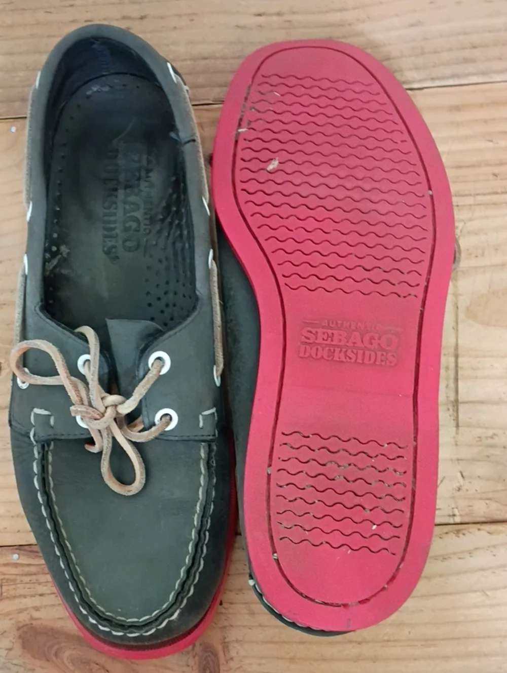 Sebago navy red